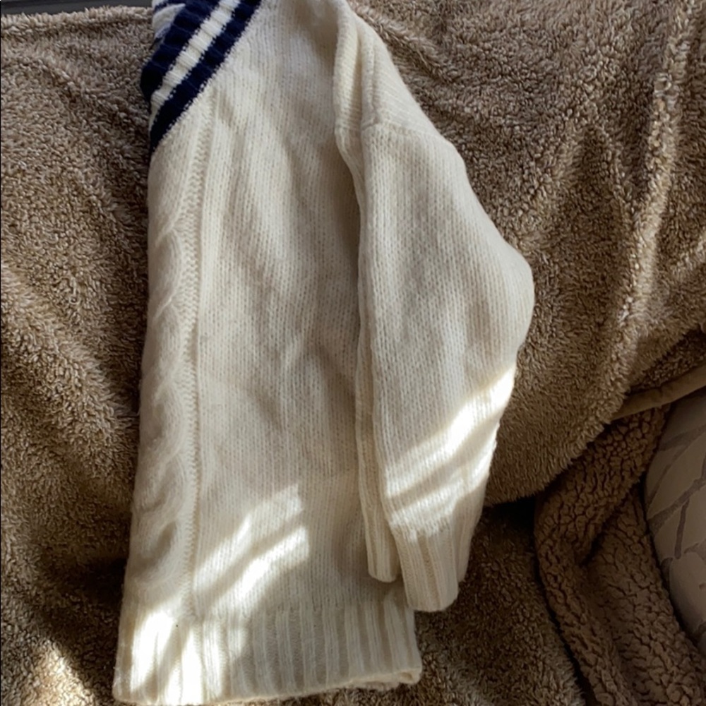 Sweater - Picture 3 of 3